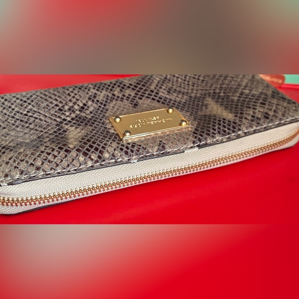 Michael Kors Silver Snake-Print Zip Wallet with Gold Plate - Picture 5 of 14